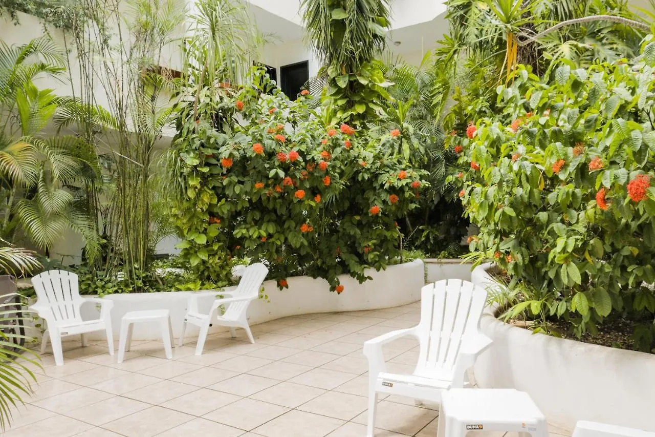 Encanto Riviera Luxury Apartments Playa del Carmen 0*,  Messico