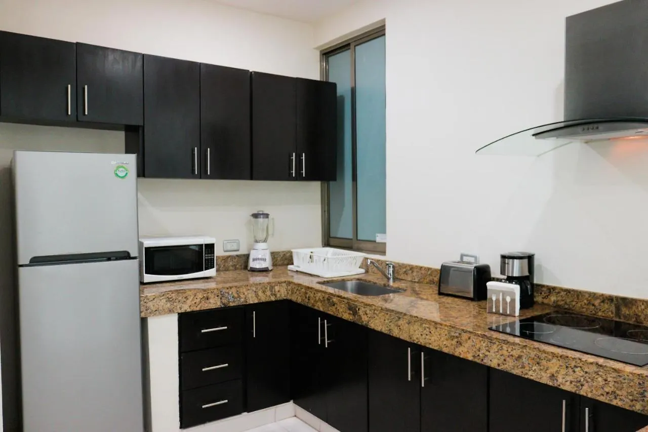 Encanto Riviera Luxury Apartments Playa del Carmen 0*,