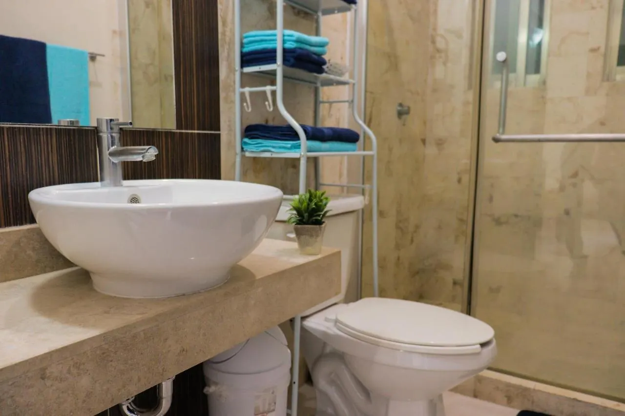 Encanto Riviera Luxury Apartments Playa del Carmen 0*,