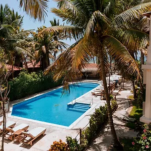 Petit Lafitte Front & Hotel